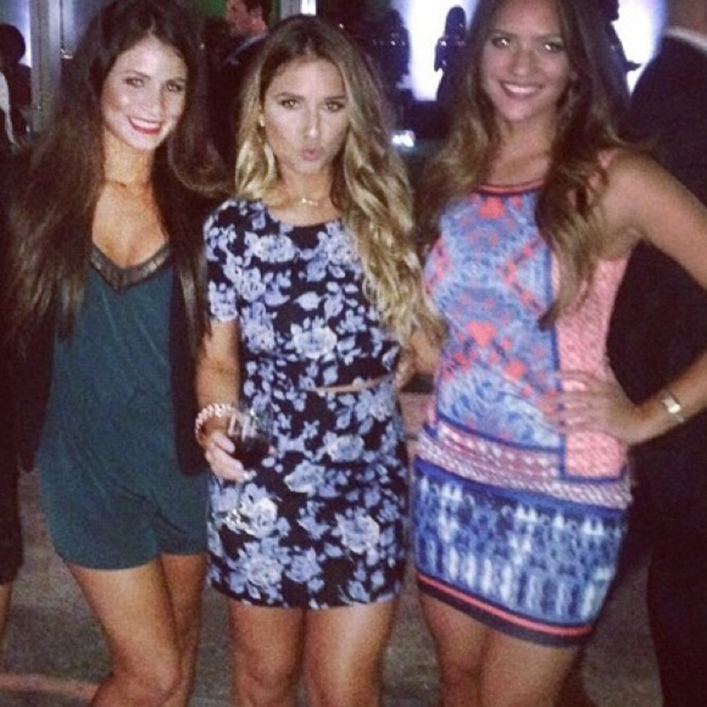 ASO Jessie James Decker Floral Dress